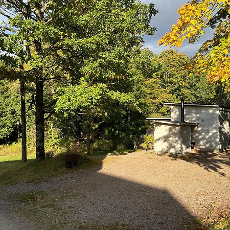Вилла Tiny House Killeberg Экстерьер фото